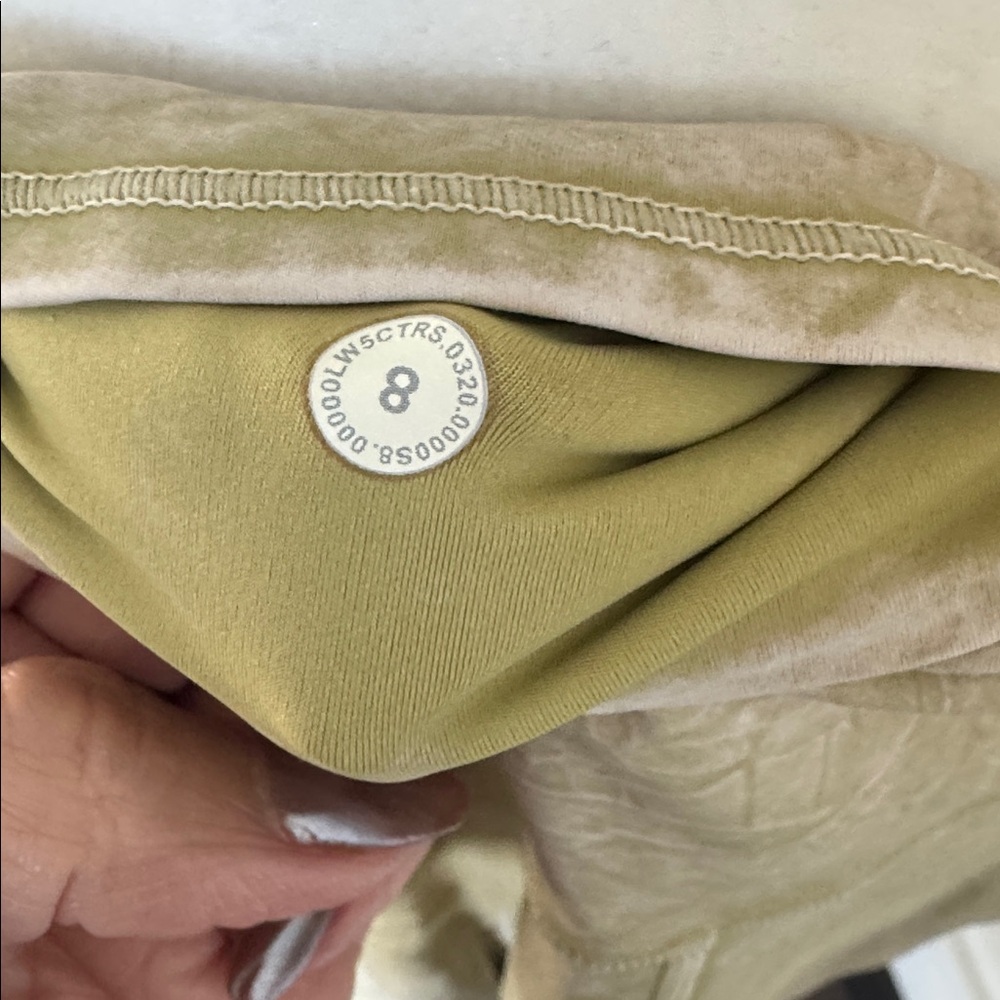 Olive Green tied dyed fast and free lululemon - Picture 2 of 4